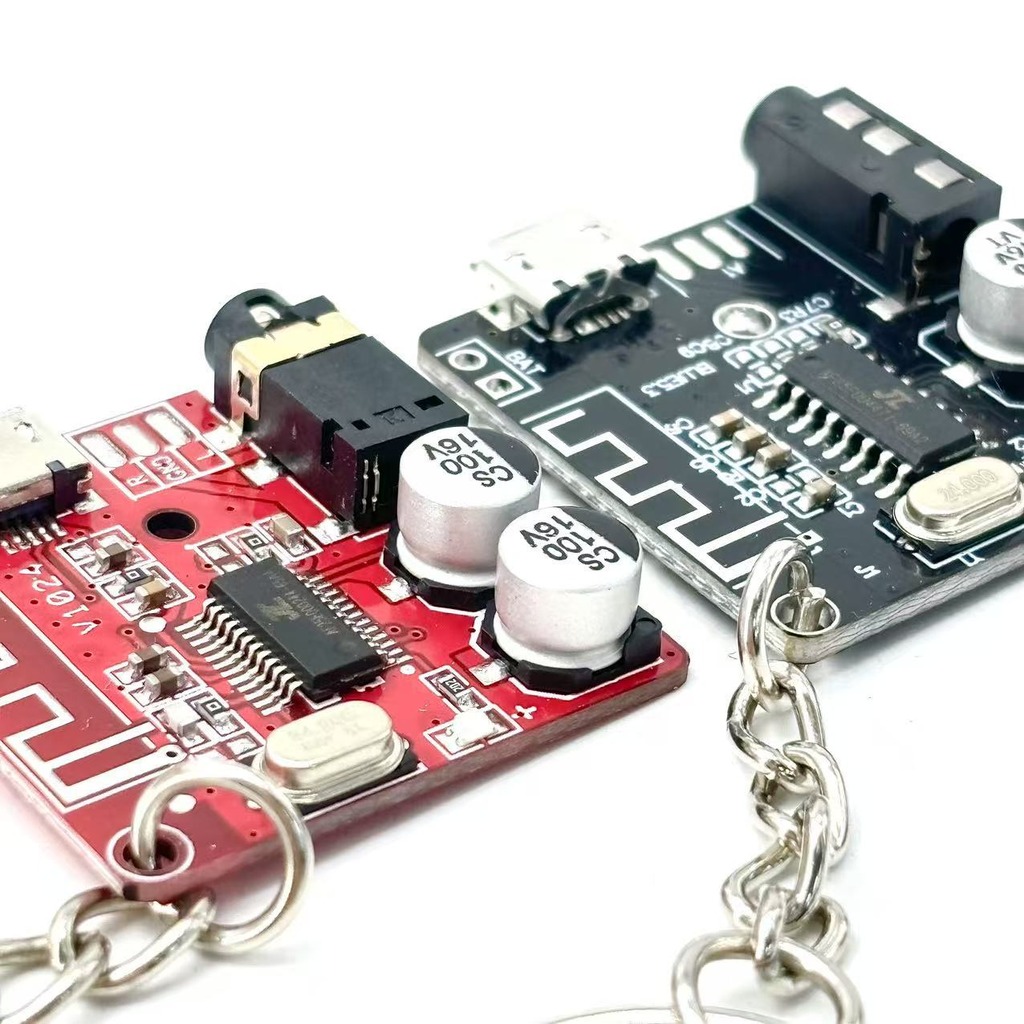 Porte-clés style cyberpunk en  - Tech Accessories Bag avis et prix